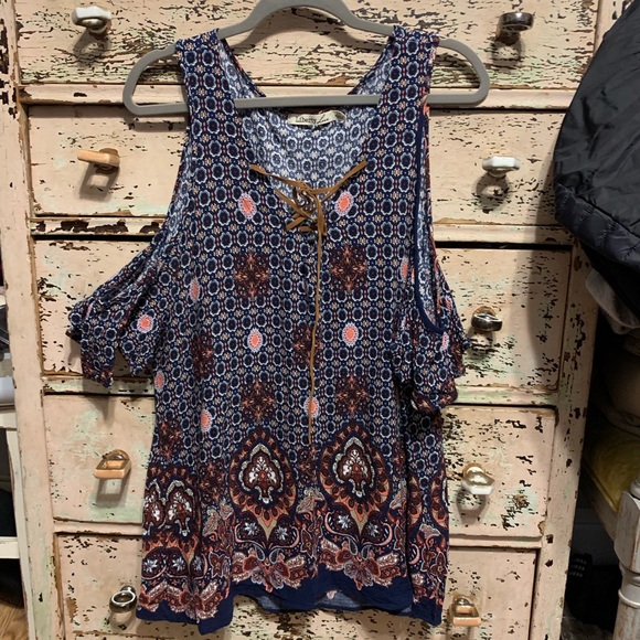 Liberty Love Tops - Liberty love boho cold shoulder top